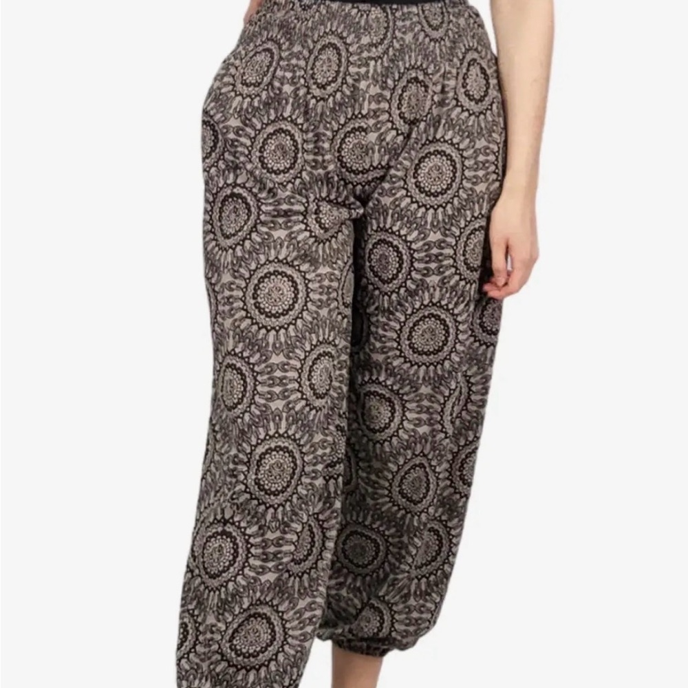 234–NWT Elegant Black Patterned Women's Wide Leg Pants